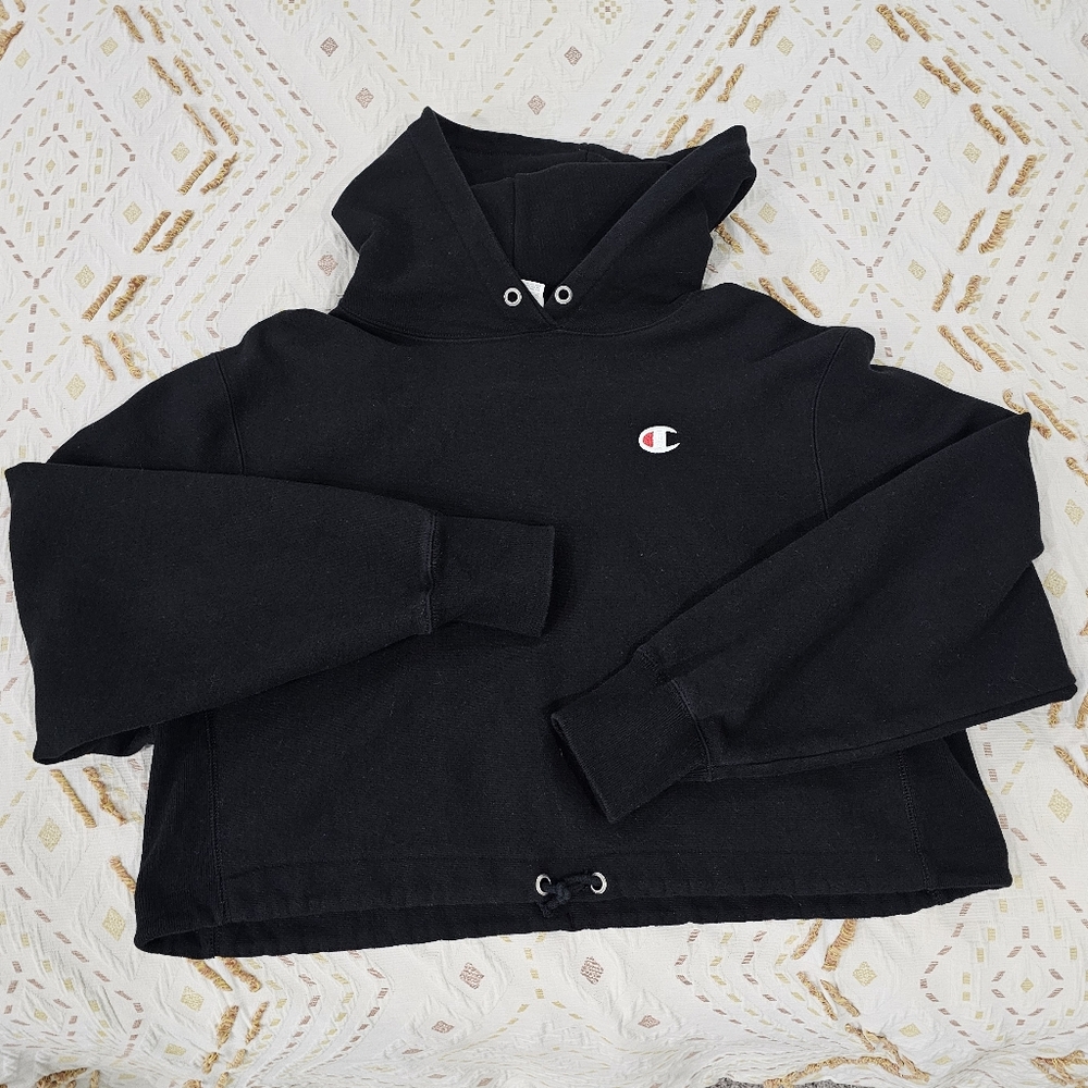 Black Champion Cropped Hoodie